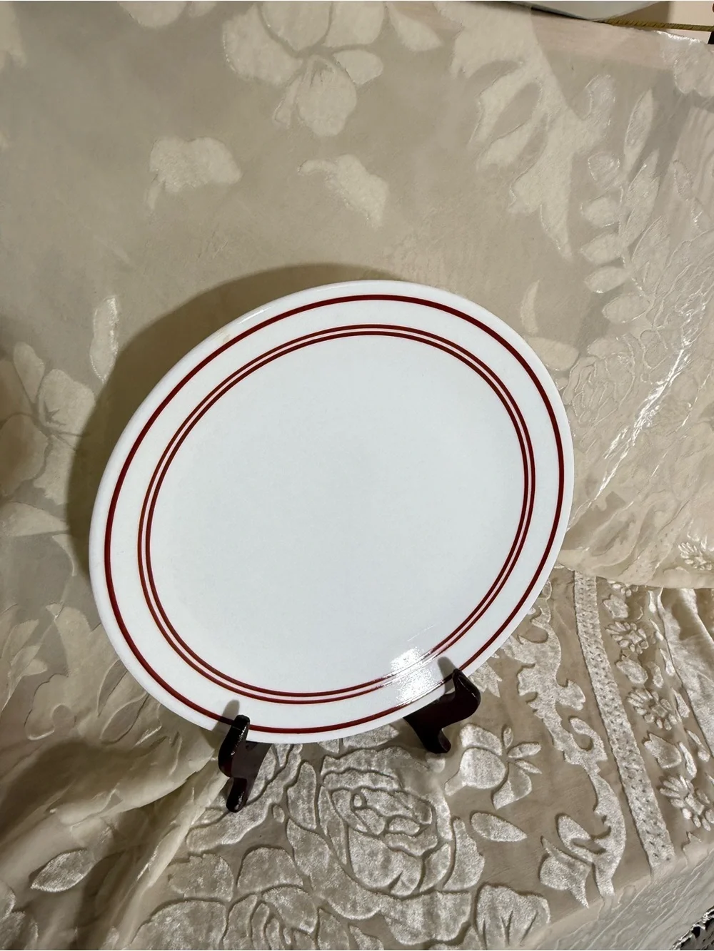 Set of 4 Corelle Vitrelle 10in Dinner Plate Classic Café Red Pattern